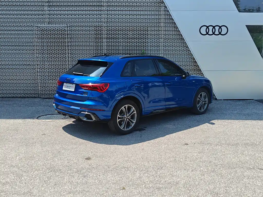 Audi Q3 — миниатюра 4