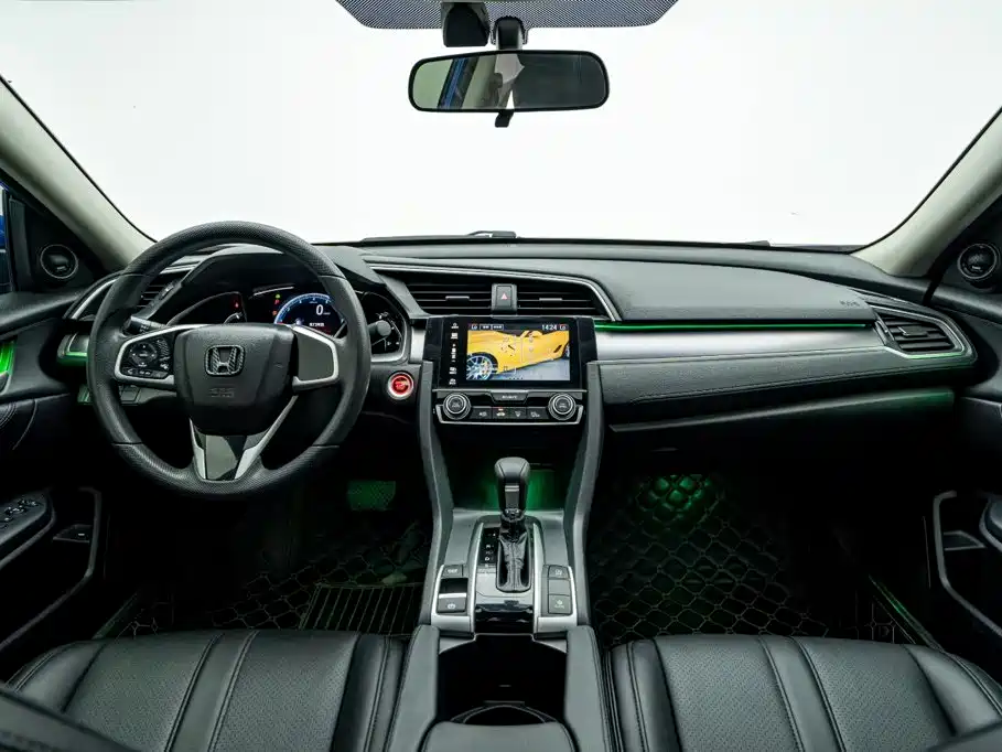 Honda Civic — миниатюра 18
