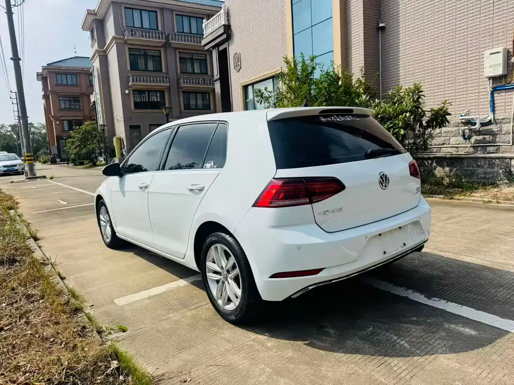 Volkswagen Golf — миниатюра 5