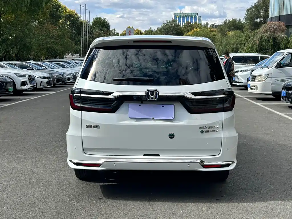 Honda Elysion — миниатюра 5