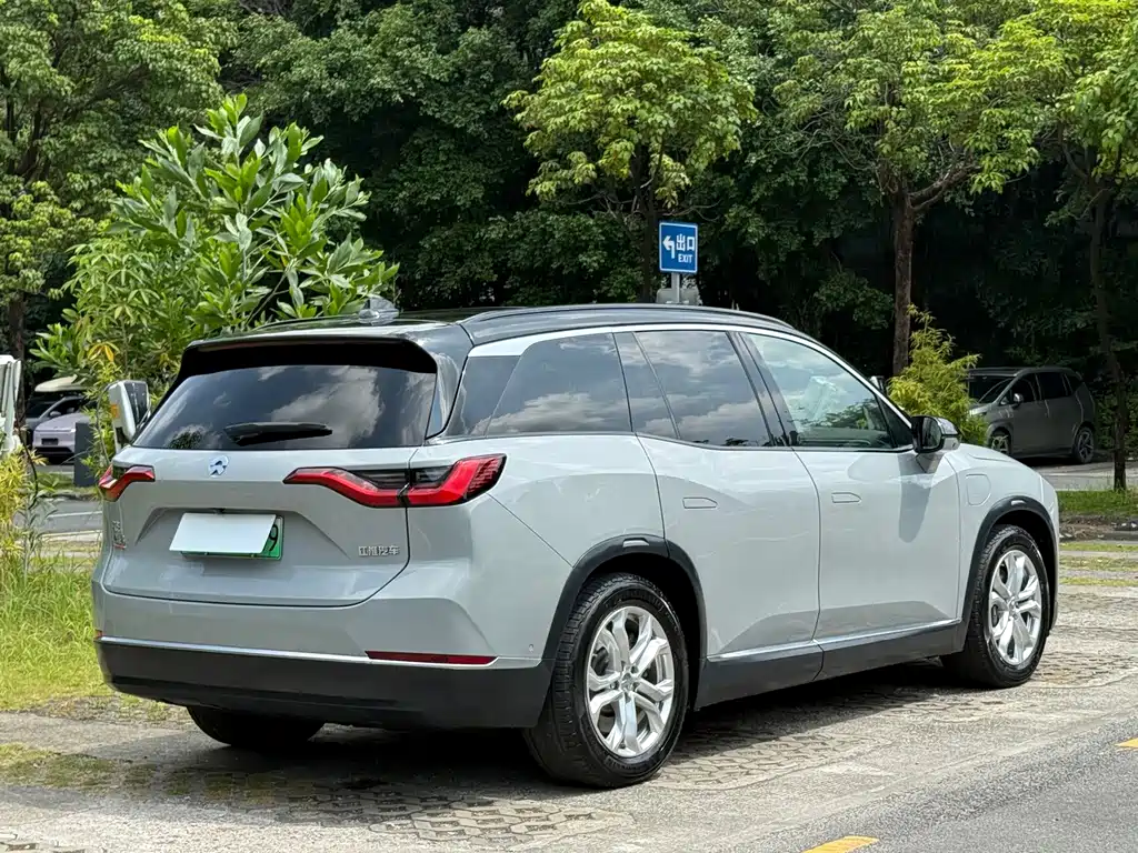 NIO ES8 — миниатюра 7