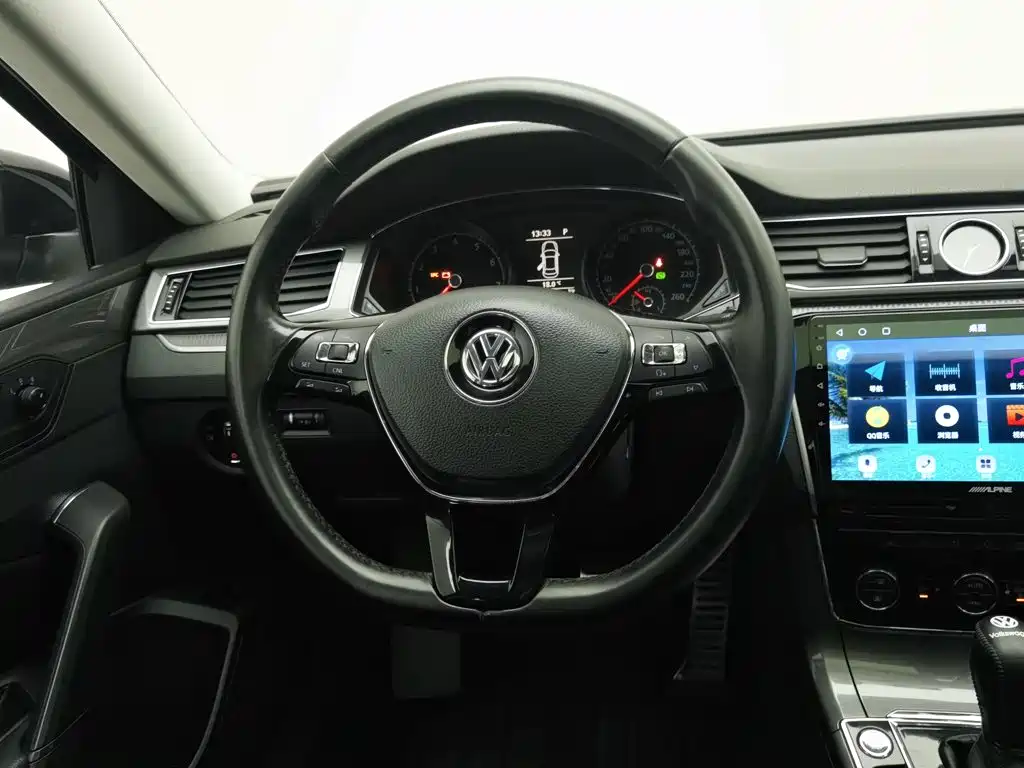 Volkswagen Passat — миниатюра 11