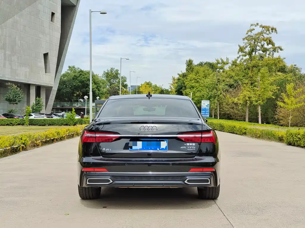Audi A6L — миниатюра 13