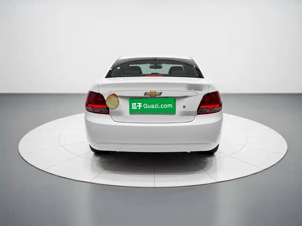 Chevrolet Sail — миниатюра 5