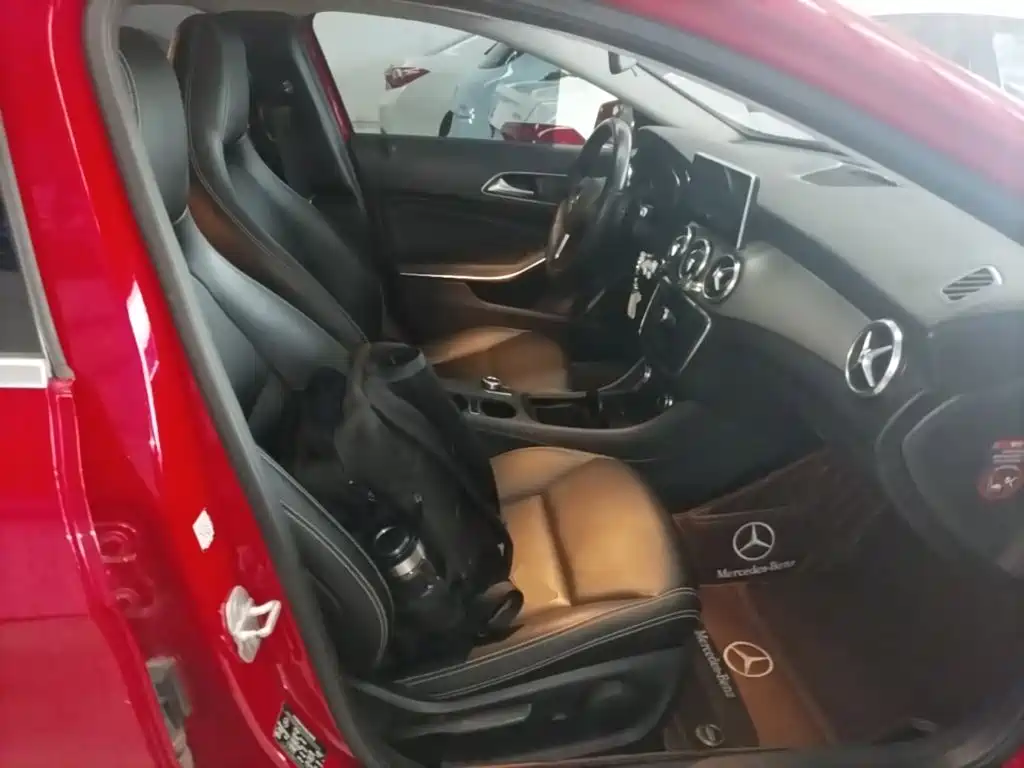 Mercedes-Benz GLA — миниатюра 25
