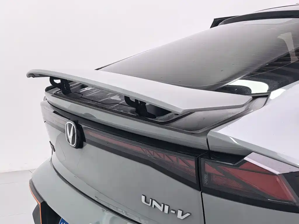 Changan UNI-V — миниатюра 6