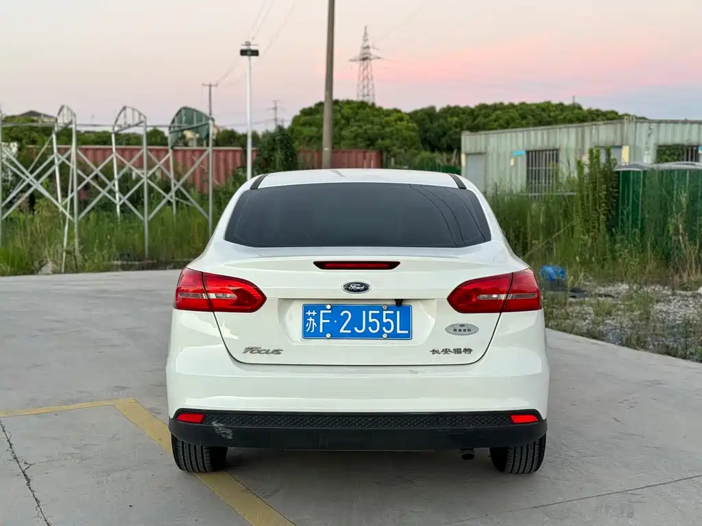 Ford Focus — миниатюра 11