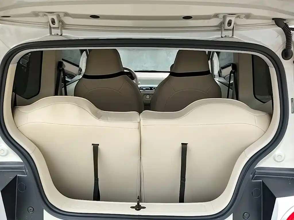 Wuling MINIEV — миниатюра 19