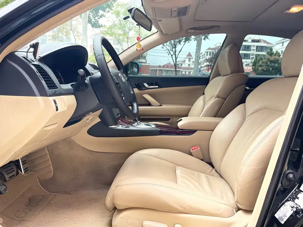 Toyota Reiz — миниатюра 7