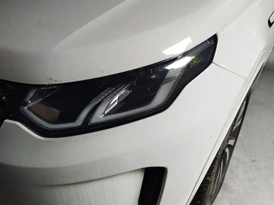 Land Rover Discovery Sport — миниатюра 5