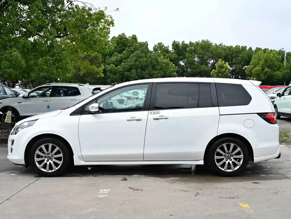 Mazda 8 2015 2.5L