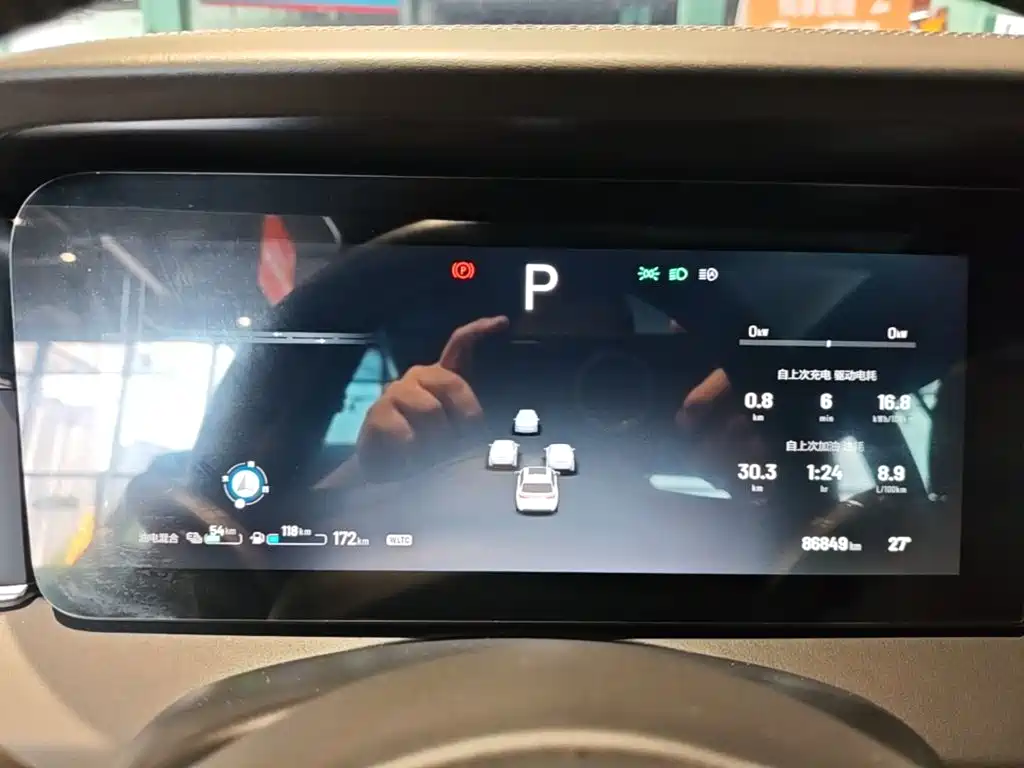 Li Auto Li ONE — миниатюра 12