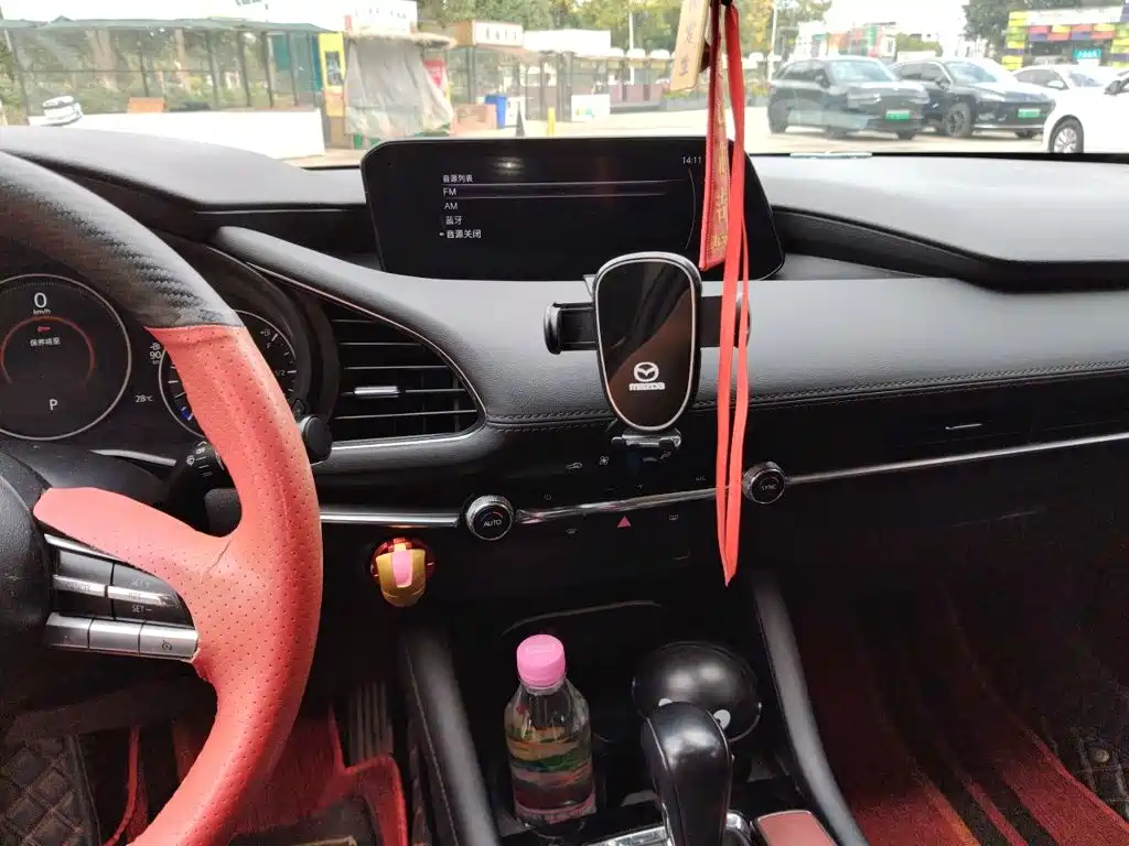 Mazda 3 Axela — миниатюра 9