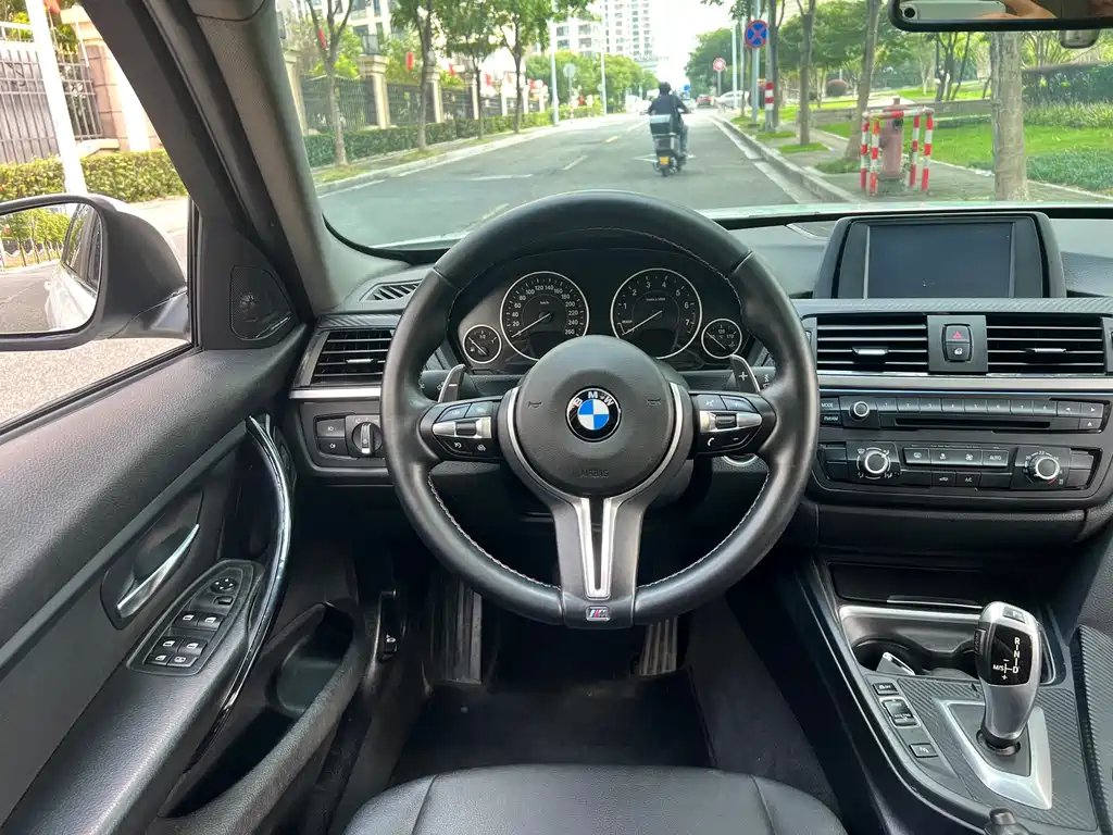 BMW 3 Series — миниатюра 9