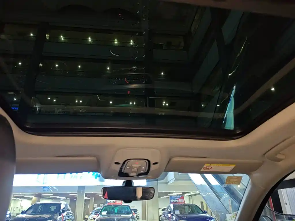Audi A4L — миниатюра 18