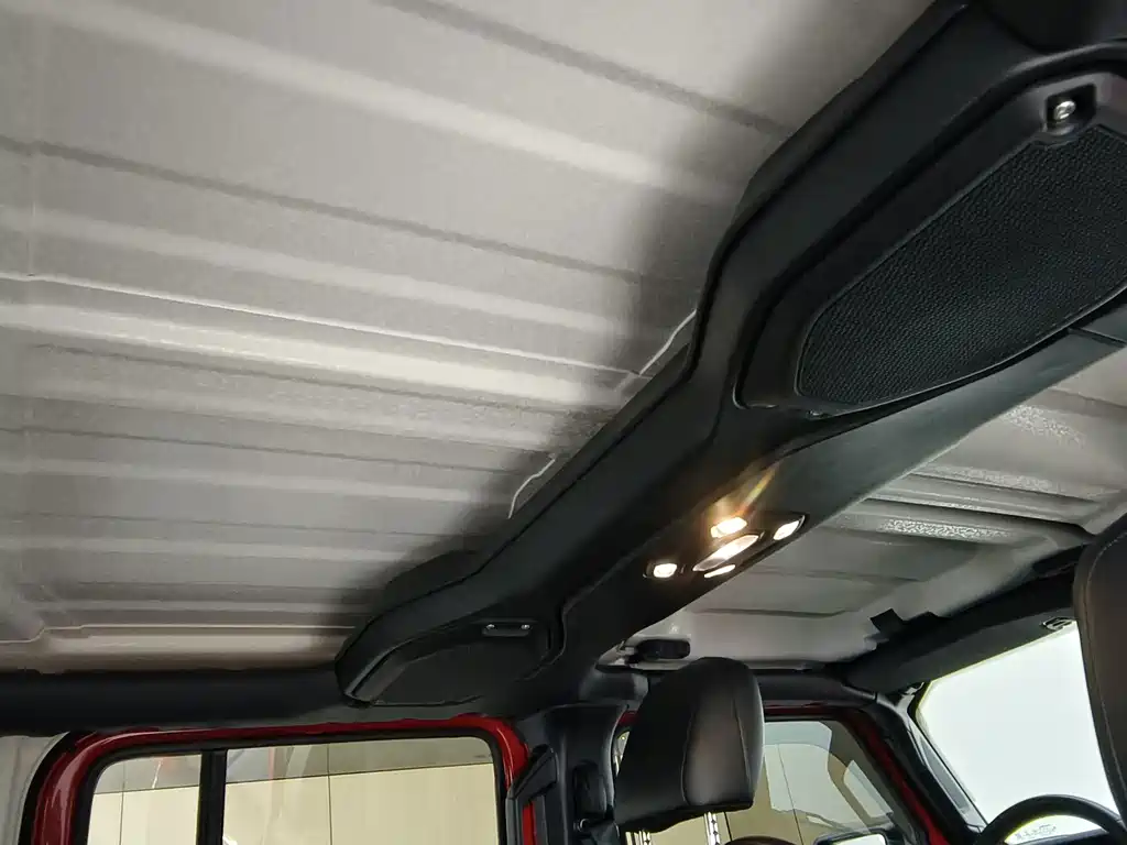 Jeep Wrangler — миниатюра 24