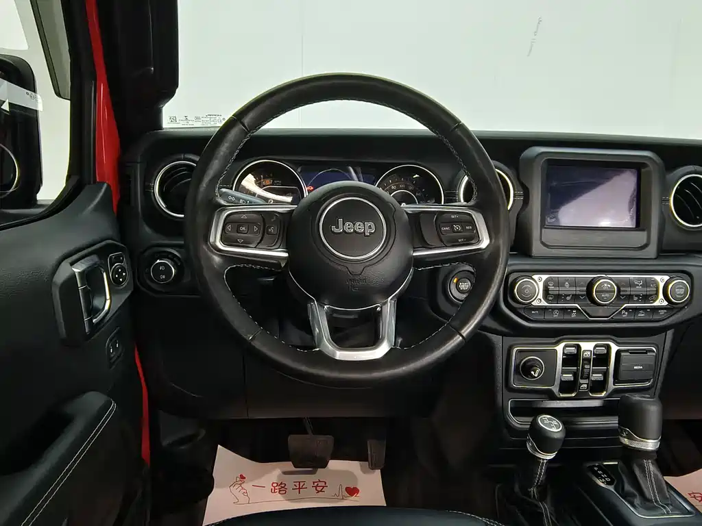 Jeep Wrangler — миниатюра 7