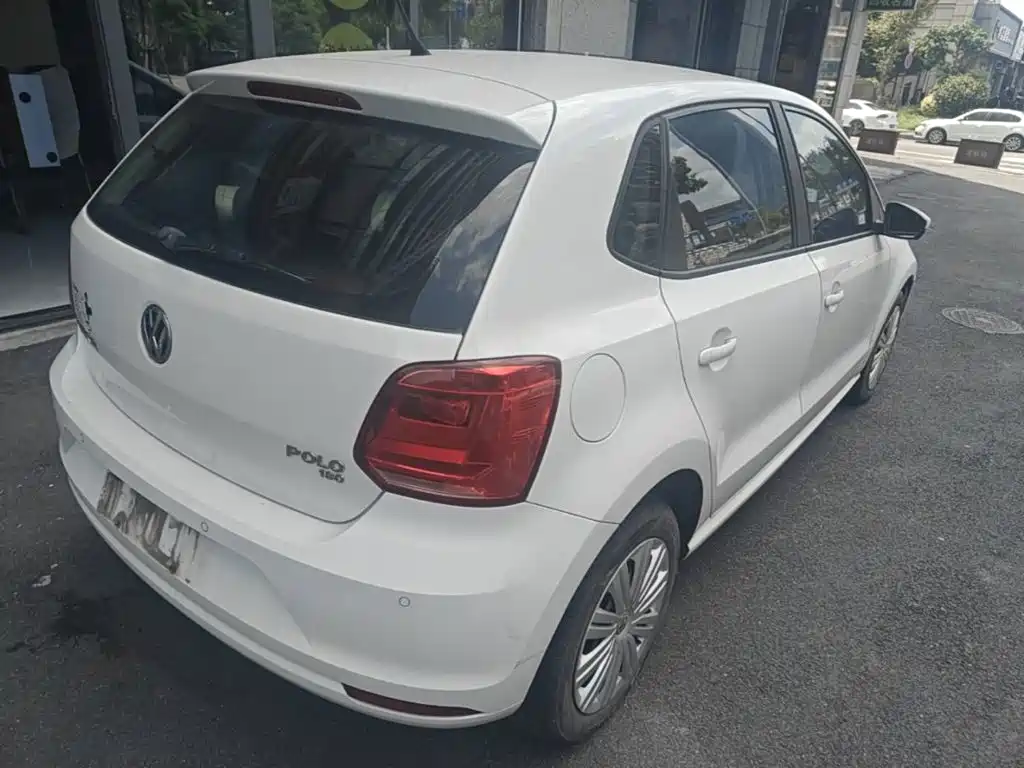 Volkswagen Polo — миниатюра 7