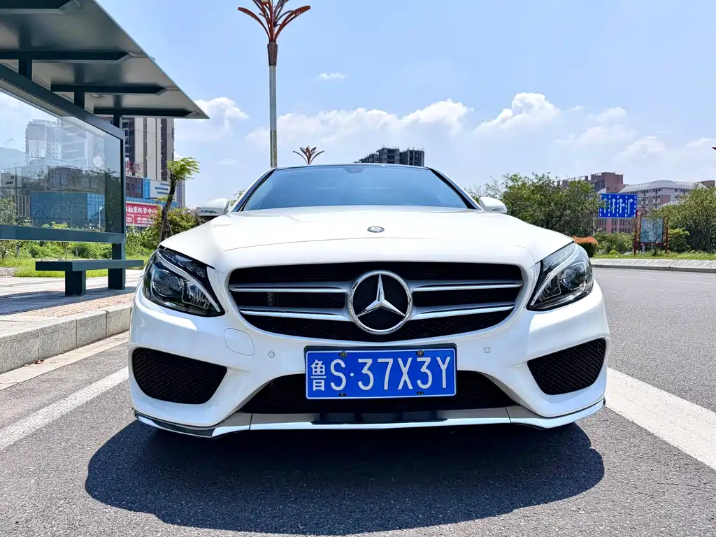 Mercedes-Benz C-Class — миниатюра 2