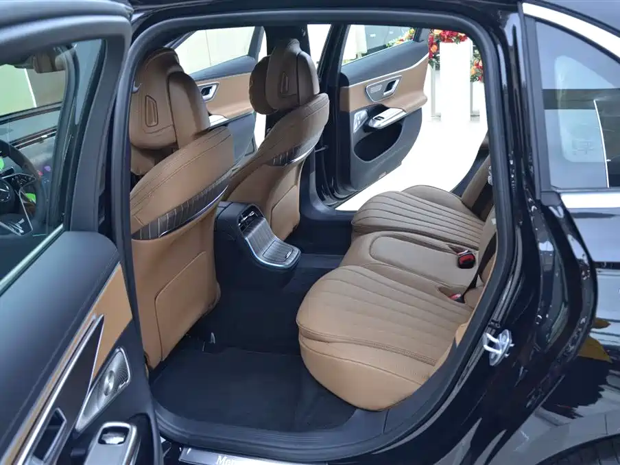 Mercedes-Benz E-Class E 2026 E 300 L Fashion