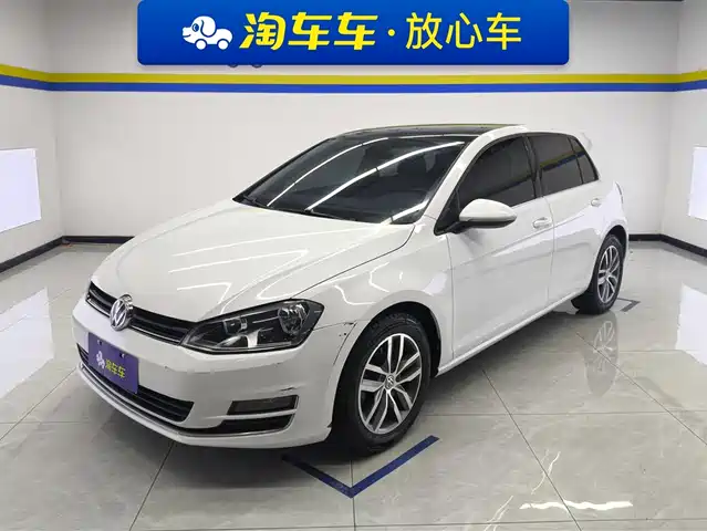 VOLKSWAGEN GOLF 2017
