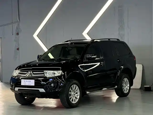 mitsubishi pajero-jinchang