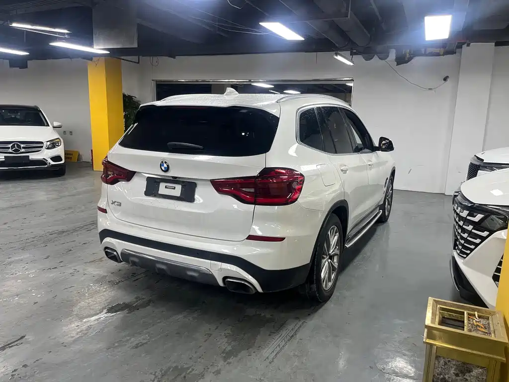 BMW X3 — миниатюра 10