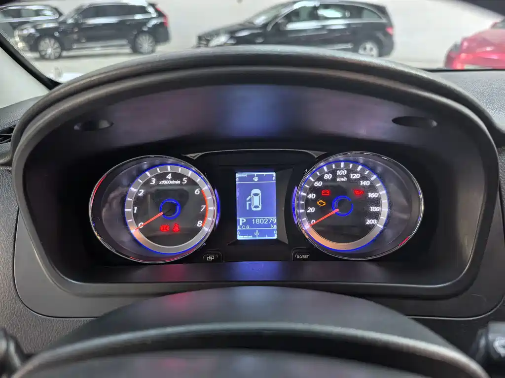 DONGFENG POPULAR CM7