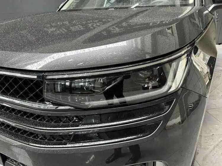 Volkswagen Tavendor 2023 380TSI R-Line