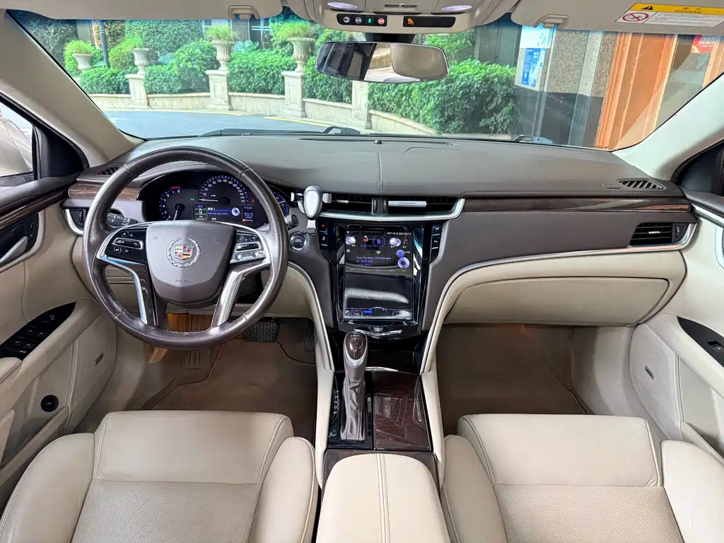 Cadillac XTS — миниатюра 11