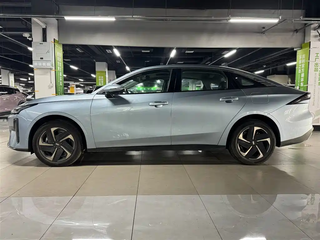 GEELY GALAXY GALAXY L6