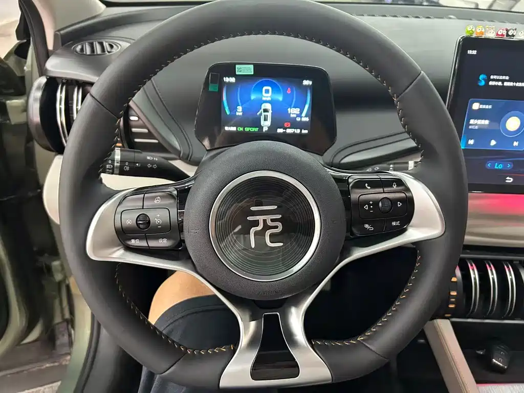 BYD Yuan Plus — миниатюра 11