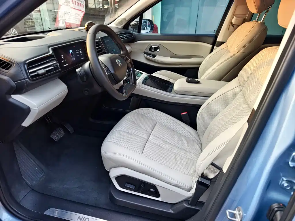 NIO NIO ES8