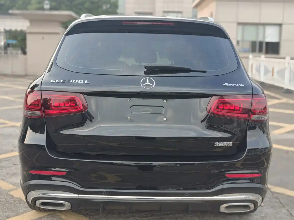 Mercedes-Benz GLC — миниатюра 12