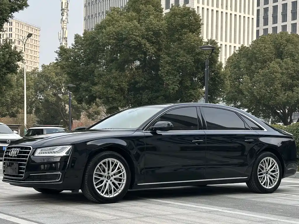 Audi A8 2016