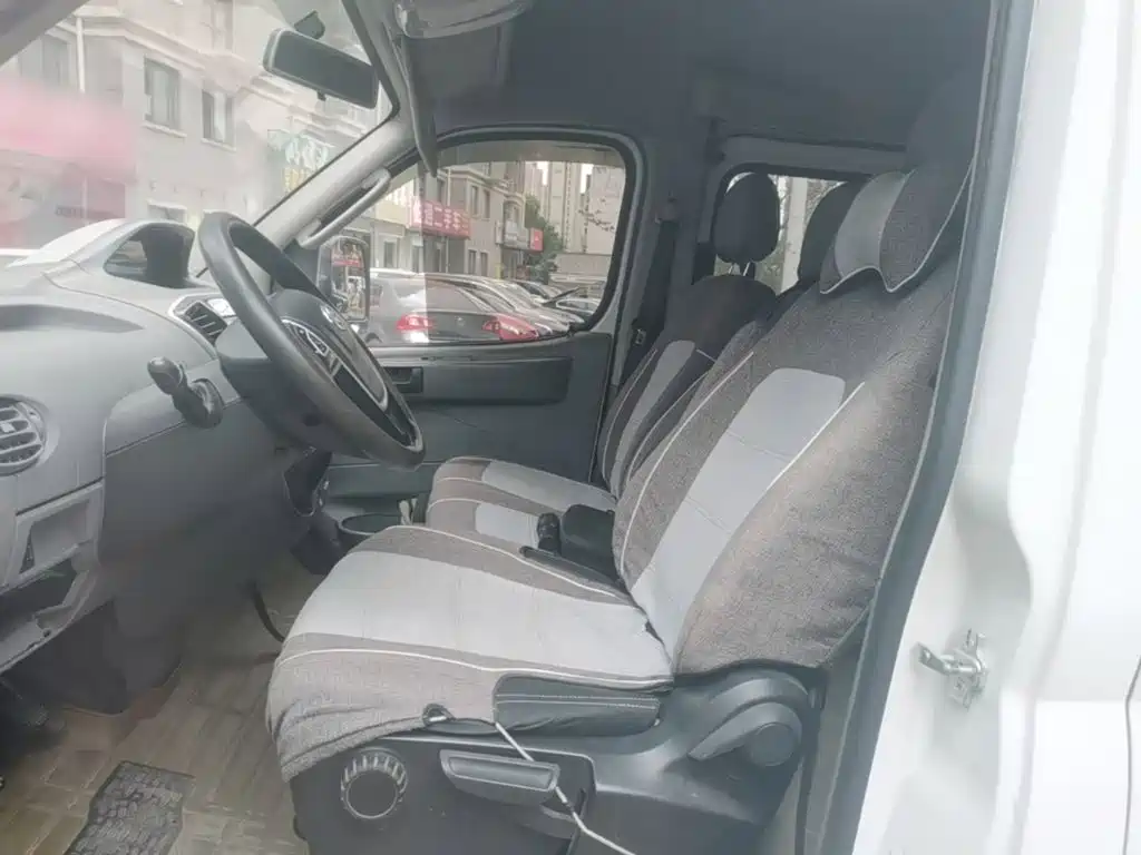 MAXUS V80 — миниатюра 15