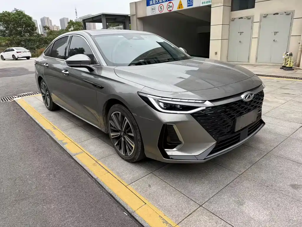CHERY ARRIZO 8