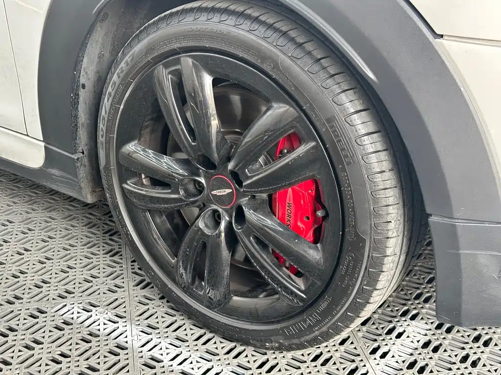 Mini JCW 2020 2.0T JOHN COOPER WORKS