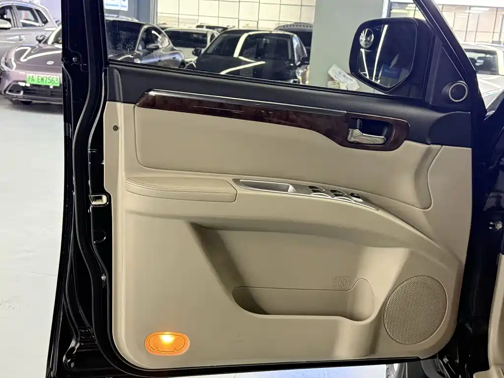 MITSUBISHI PAJERO JINCHANG