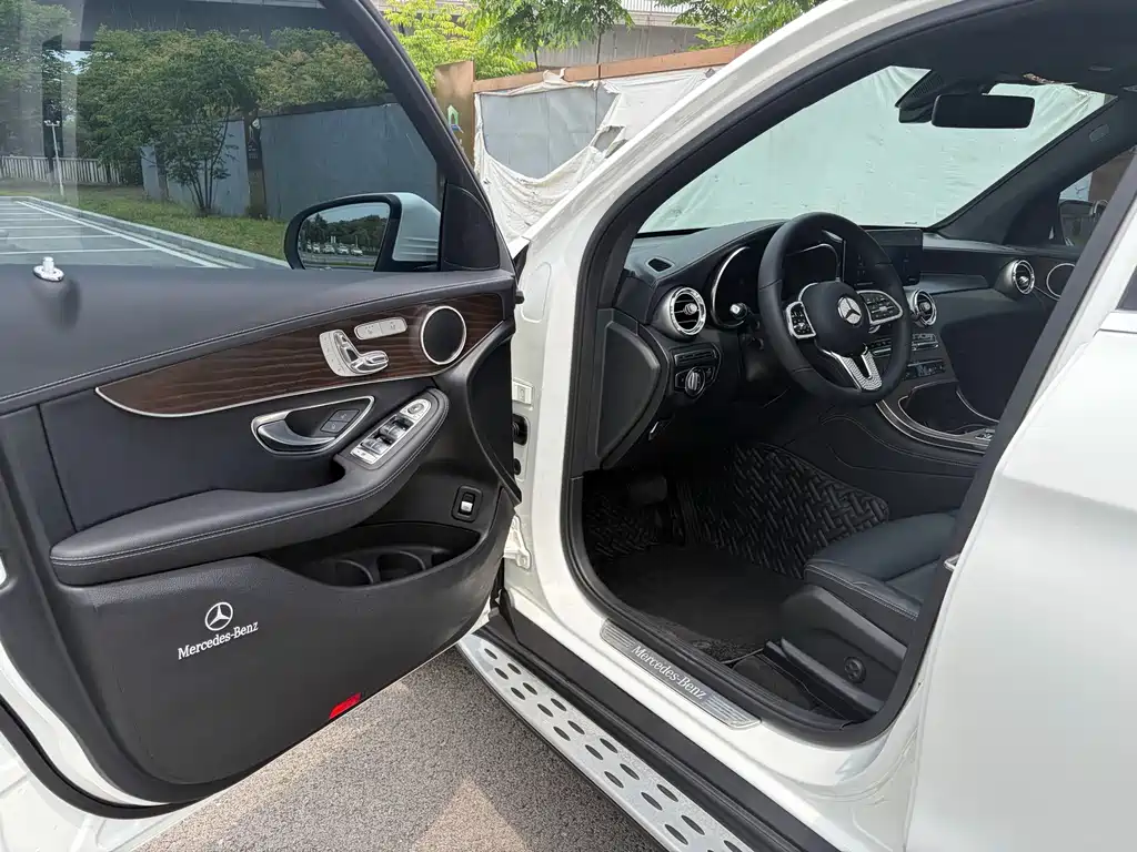 Mercedes-Benz GLC 2022 GLC 260 L 4MATIC Luxury
