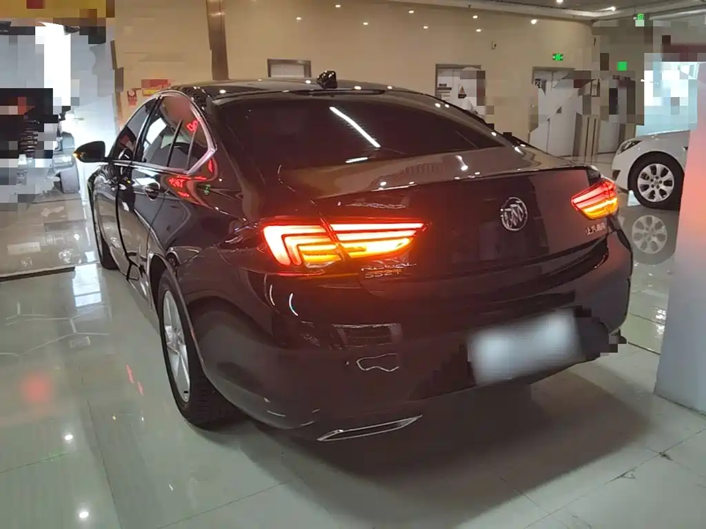 Buick Regal — миниатюра 5