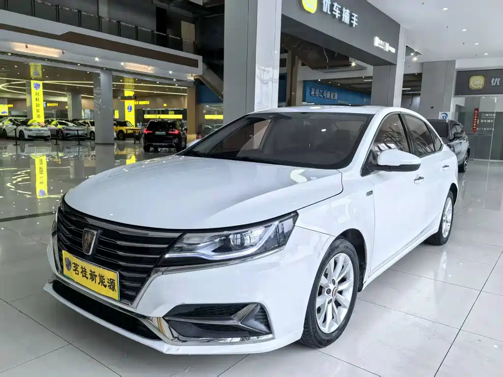 Roewe i6 2017 45T Smart