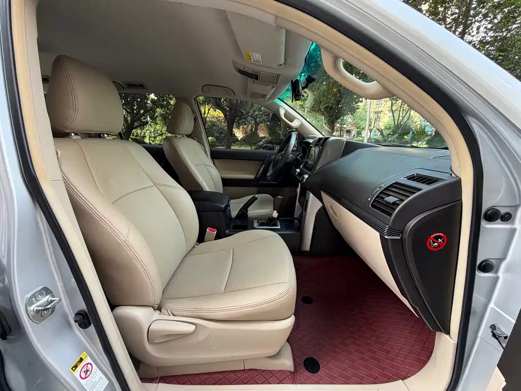 Toyota Land Cruiser Prado 2010 4.0L AT TX-L