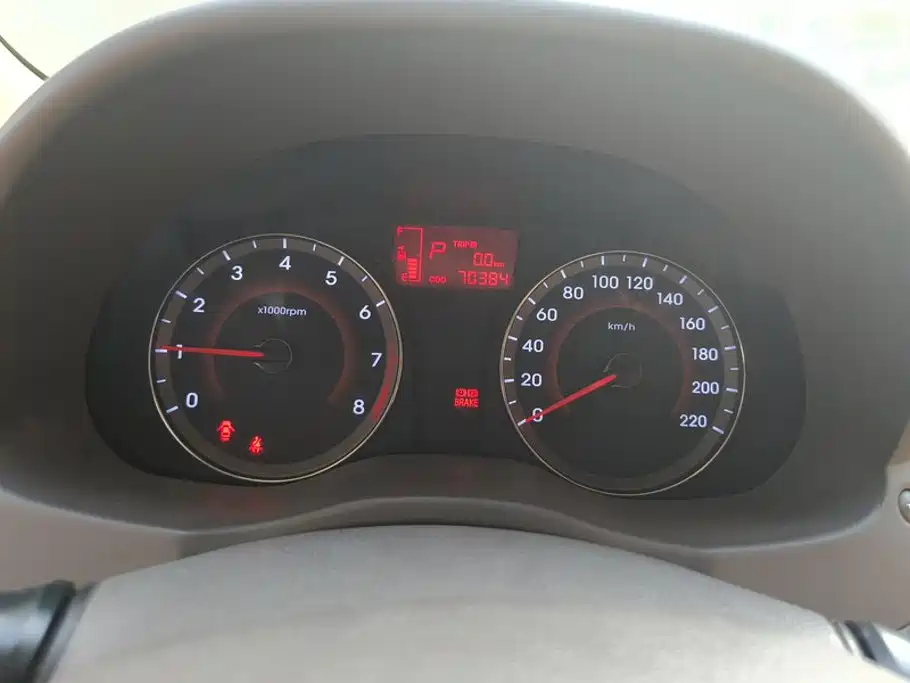 Hyundai Verna — миниатюра 14