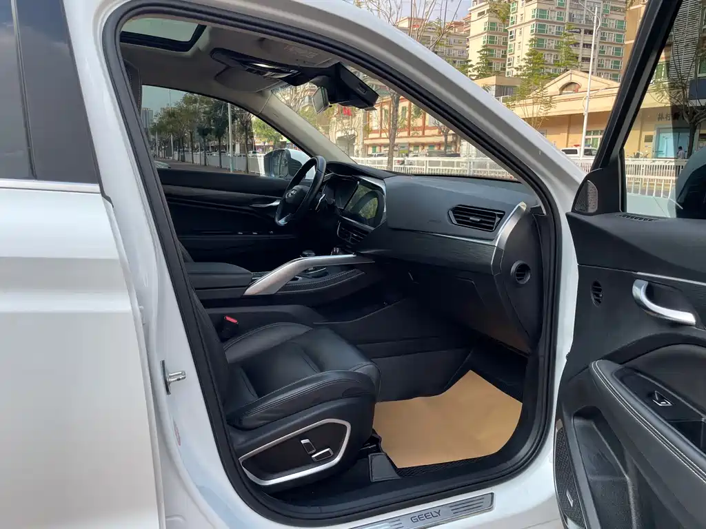 Geely Xingyue — миниатюра 9