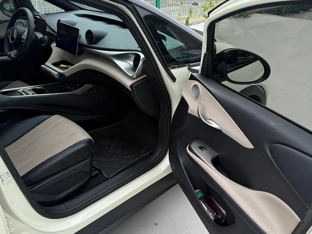 BYD Dolphin — миниатюра 13