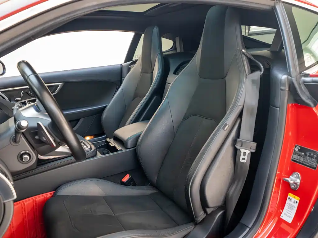 Jaguar F-TYPE — миниатюра 7