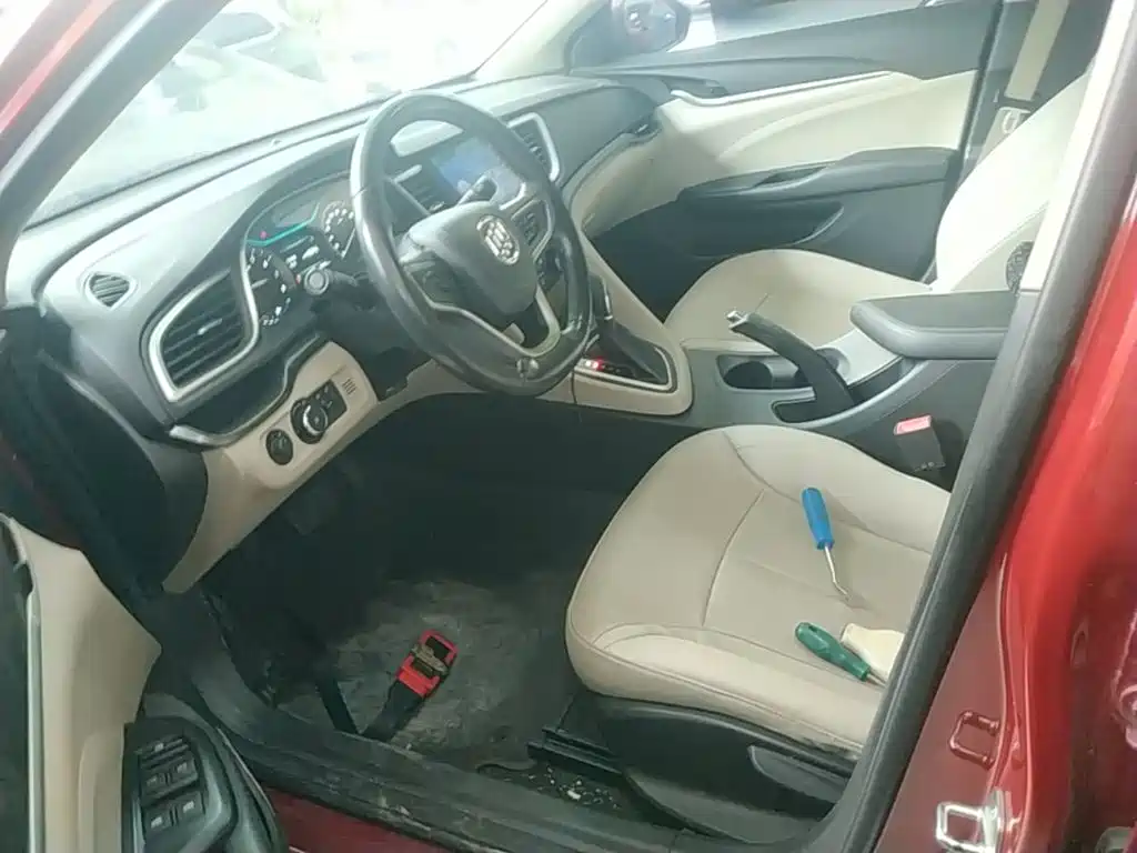 Buick Excelle — миниатюра 15