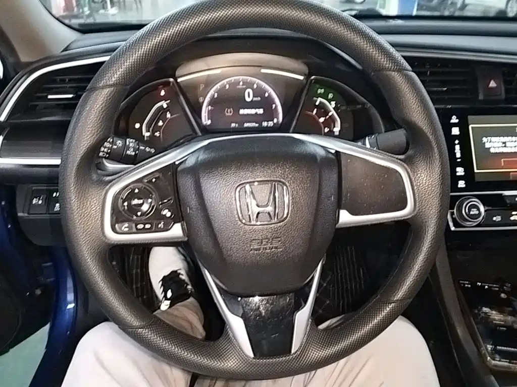 Honda Civic — миниатюра 11