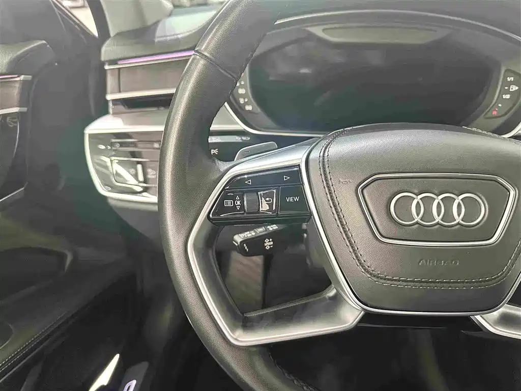 Audi A8 2023 — фото 8
